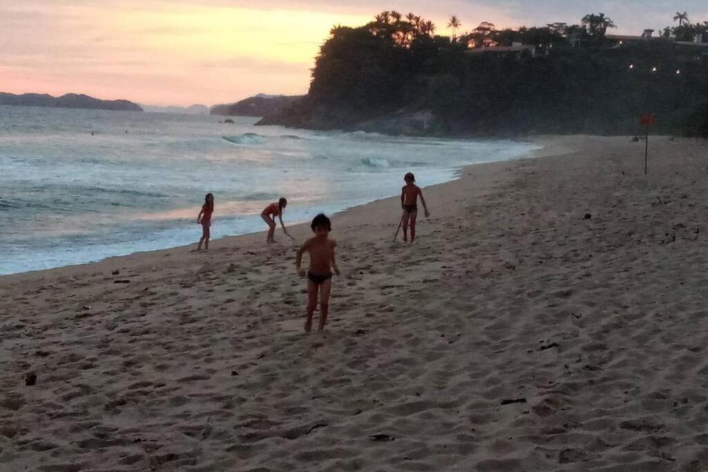 Altar Da Praia Vermelha 180° De Vista Para O Mar 우바투바 외부 사진